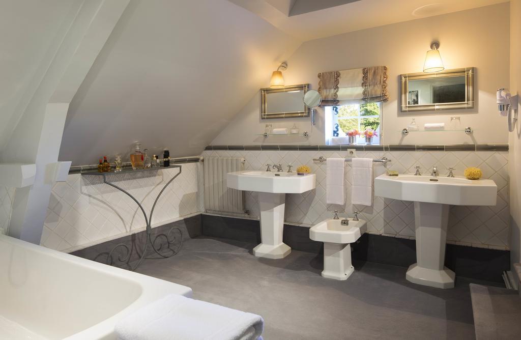 Bed and Breakfast Chateau De Beneauville Petiville  Exterior foto